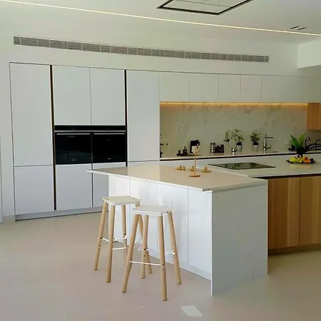 House Alisha In For 6 Guests * טורלוס